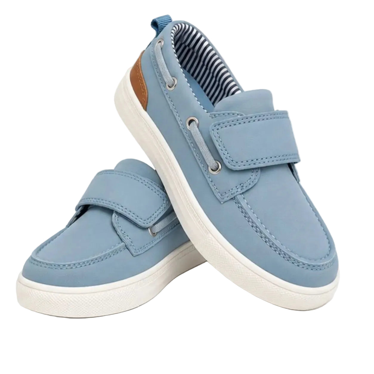 Cooper boat-style sneaker in light blue