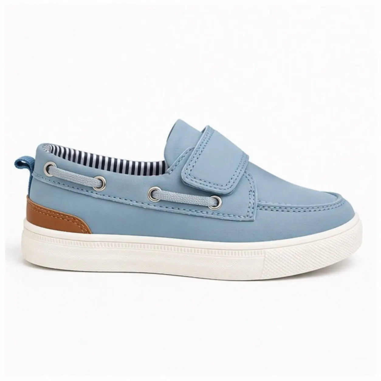 Cooper boat-style sneaker