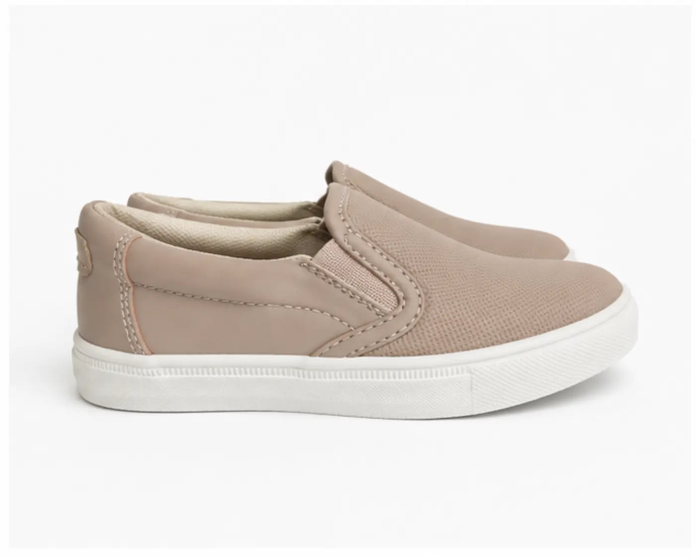 Scoopy slip-on sneaker